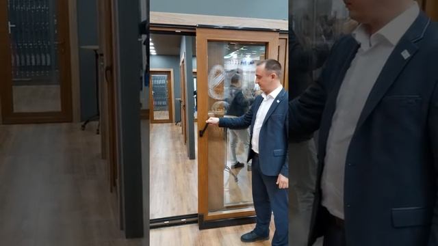 Полуавтоматическая параллельно сдвижная фурнитура TSS для дверей смотреть онлайн