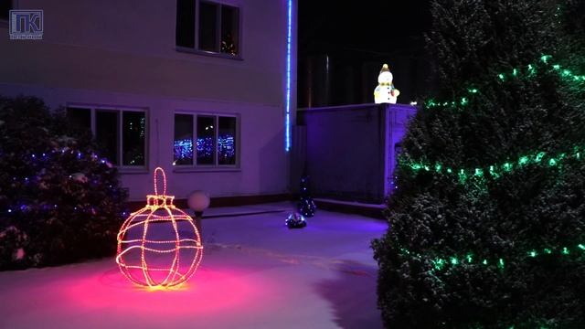 Праздник к нам приходит... Новогодняя иллюминация в Поставах смотреть онлайн
