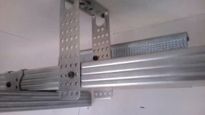 как закрепить профиль ГКЛ возле стены