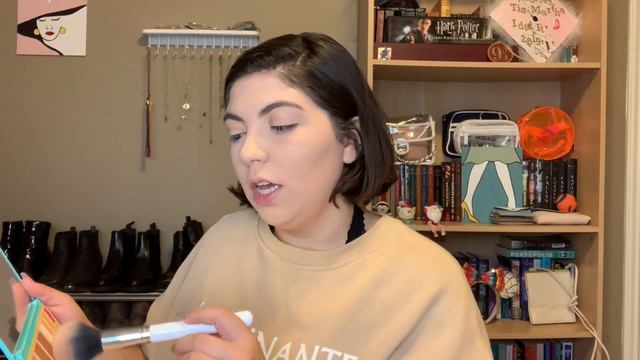 Simple Romantic Look смотреть онлайн