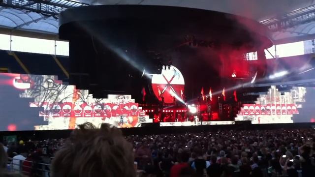 Roger Waters - In the flesh ? - The Wall live Frankfurt Commerzbank arena 09/08/2013 смотреть онлайн