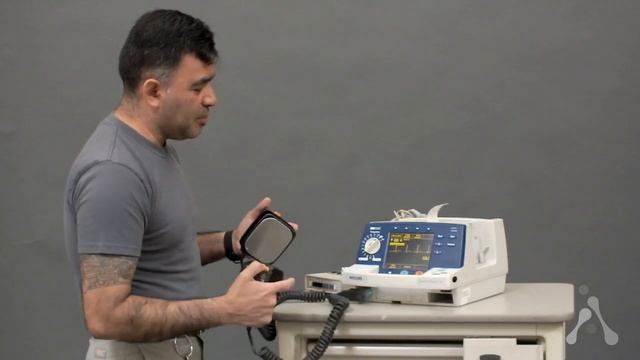 How To Use PHILIPS Heartstart XL Prop Defibrillator | Alpha Medical Props смотреть онлайн