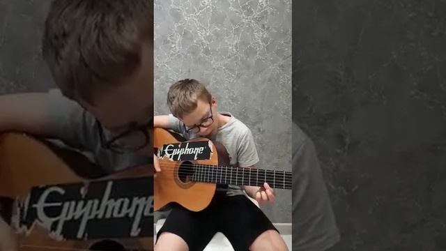 В траве сидел кузнечик для начинающих на гитаре. смотреть онлайн