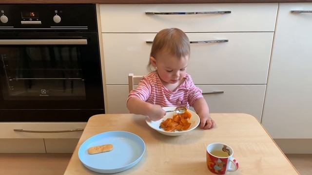 Развитие ребенка, один год и восемь месяцев. Что умеет в 1 год и 8 месяцев. Проверка знаний смотреть онлайн