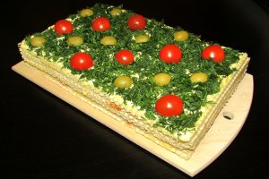 Закусочный торт Новогодний/ Закуска на Новый год/ Быстрый торт из вафельных коржей