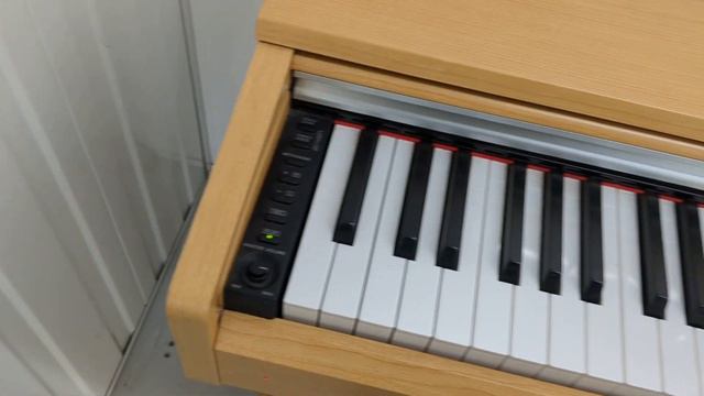 Yamaha Arius YDP-141c digital piano in cherry wood / light oak finish. stock number 23365 смотреть онлайн