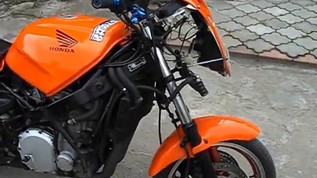 Honda CBR 1000f sc 21 смотреть онлайн