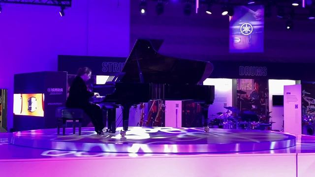 The Yamaha CFX at the 2022 NAMM Show смотреть онлайн