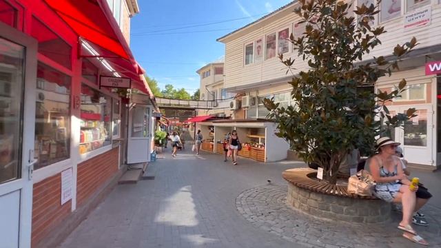 СТОИТ ЛИ ЕХАТЬ В ЯЛТУ??МОЙ ОТДЫХ? море, шоппинг, рестораны? смотреть онлайн