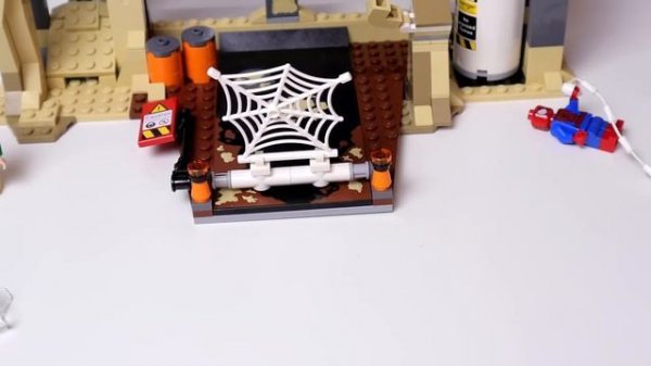 ЛЕГО МАРВЕЛ - ЖЕЛЕЗНЫЙ ПАУК ПРОТИВ РИНО