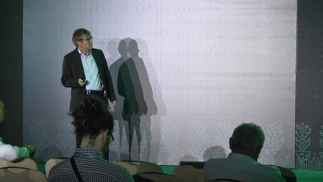 Decentralized Anomaly Detection with unused Computing Power in Avionic and Automotive Applications смотреть онлайн