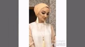 Как красиво завязать платок на голову