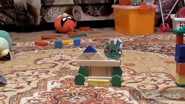 Angry Birds и Свинки. смотреть онлайн