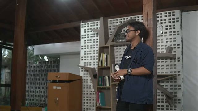 SEMINAR WITH WORLD WE CHANGE THE WORLD - KURNIAWAN GUNADI смотреть онлайн
