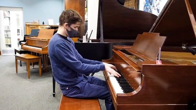 James Dunbar playing "Besame Mucho" on our Steinway & Sons Grand Piano Model M смотреть онлайн
