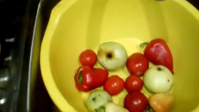 Остро-сладкая аджика с яблоками варенная смотреть онлайн