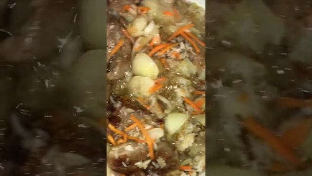 Мясо с луком и морковью рецепт смотреть онлайн