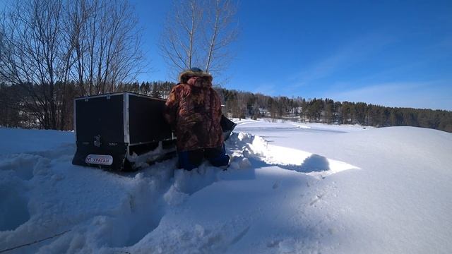 Рыбалка на щуку и окуня на разных таежных водоёмах. Мотобуксировщик Ураган рулит!