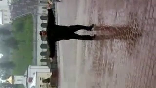 танец под дождём смотреть онлайн