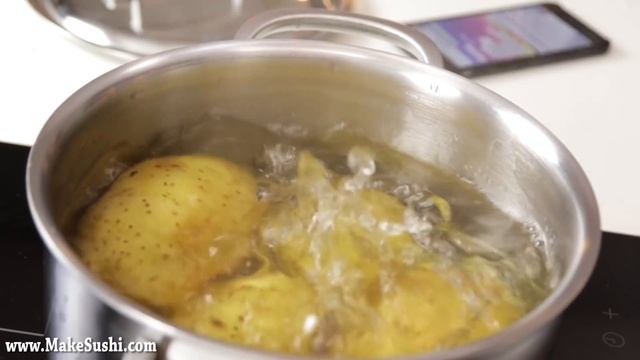 Amazing Potato Peeling Trick! смотреть онлайн