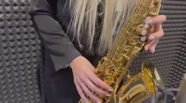 Enigma-Sadness (Ladynsax Cover)Анастасия Высоцкая -профессиональный саксофонист, композитор.