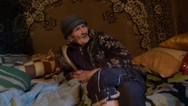 АННУШКА VS ДОМ ПРЕСТАРЕЛЫХ?НАВЕСТИЛ БАБУШКУ НАЧАЛ РЕМОНТ ПЕЧКИ ПРАВИЛА ТЕХНИКИ БЕЗОПАСНОСТИ УЧТЕНО? смотреть онлайн