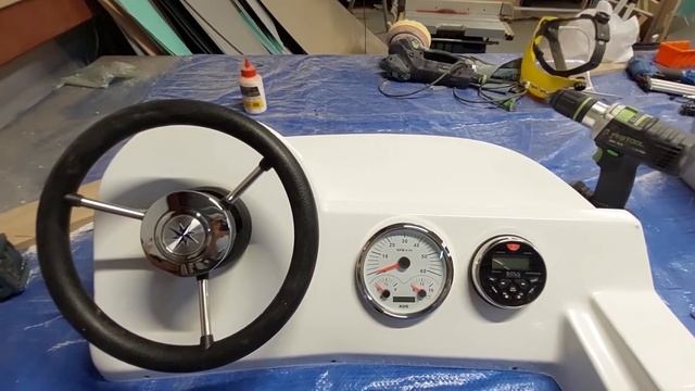 Консоль пр-ва RiverBoat для лодки РИБ. Руль и дистанция. Примеряем приборы.