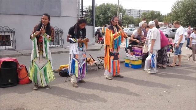 Знакомьтесь: музыканты из Эквадора, группа Atipaj Runa в Минусинске. 11 августа 2016г. смотреть онлайн