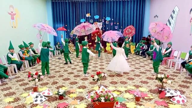 Termiz Shahar 31 MTT Bolajonlarining Mehrijon Bayramidagi Yomg'ir Raqsi ?☂️☔???