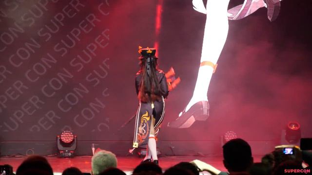 Hu Tao - Genshin Impact (Одиночное косплей дефиле) - SUPERCON: Halloween 2022