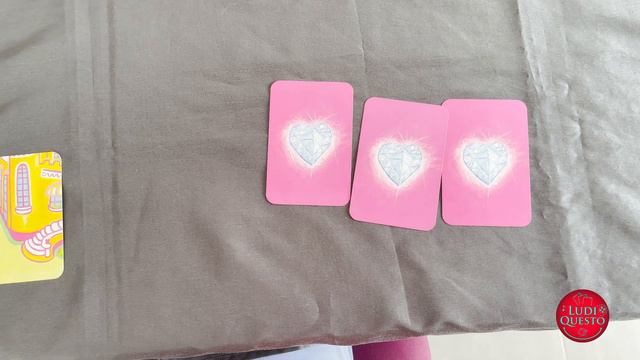 Découverte de DIAMONIAK et PIRATATAK des jeux de cartes DJECO смотреть онлайн