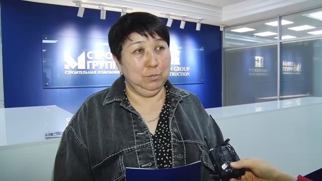 ҮЙ АЛАМ ДЕГЕНДЕР КӨРҮП КОЙГУЛА... КУРУЛУШ ТАРМАГЫНДАГЫ КЫҢЫР ИШТЕР... смотреть онлайн