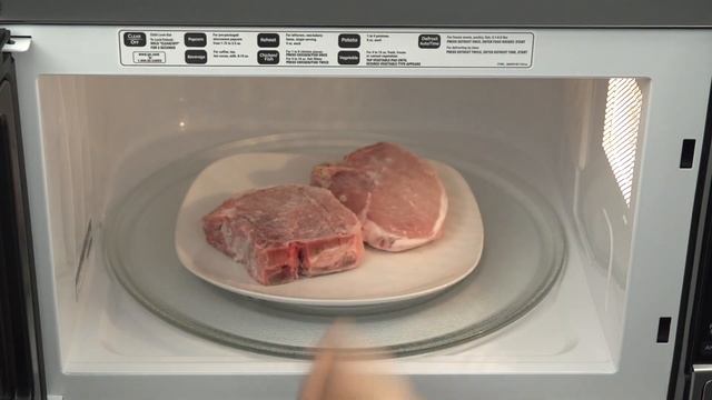 GE 2-cu ft 1,200-Watt Countertop Microwave смотреть онлайн