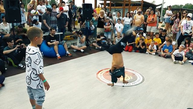 Брейк-Данс смотреть онлайн