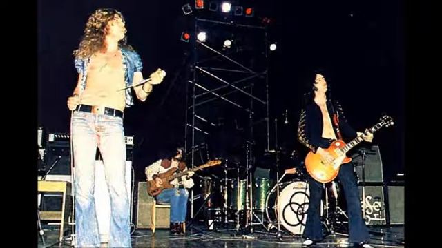 08. The Song Remains The Same - Led Zeppelin [1973-04-02 - Live at Paris] смотреть онлайн