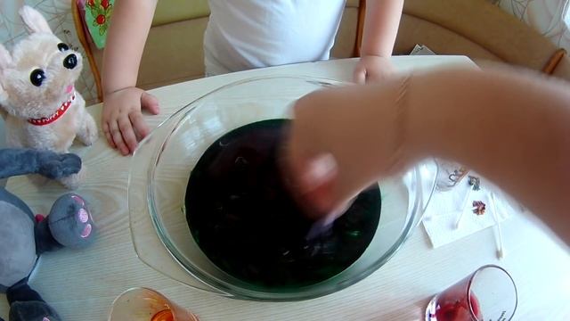 Рисуем на молоке и печенье с предсказаниями смотреть онлайн