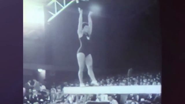 Eva Bosakova - Balance Beam - 1956 Olympics Gymnastics смотреть онлайн