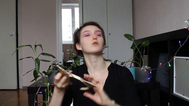 НОВОГОДНИЙ МАКИЯЖ || розовые веки + глиттер смотреть онлайн