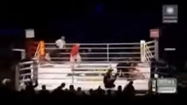 Бои без правил Пауэрлифтер против Боксера смотреть онлайн