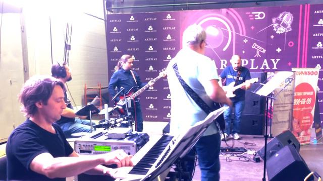 Ретро-кавер проект Трилобайты смотреть онлайн