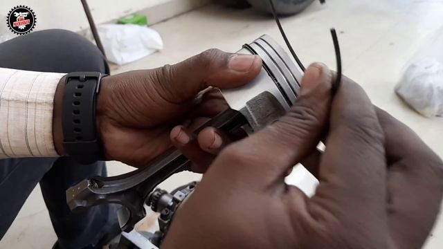 Petrol गाड़ी में पिस्टन रिंग का कट कहाँ रखें ? The mechaniker смотреть онлайн