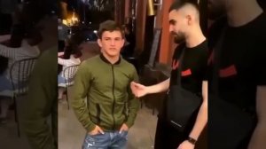 Бомбер где покупал?