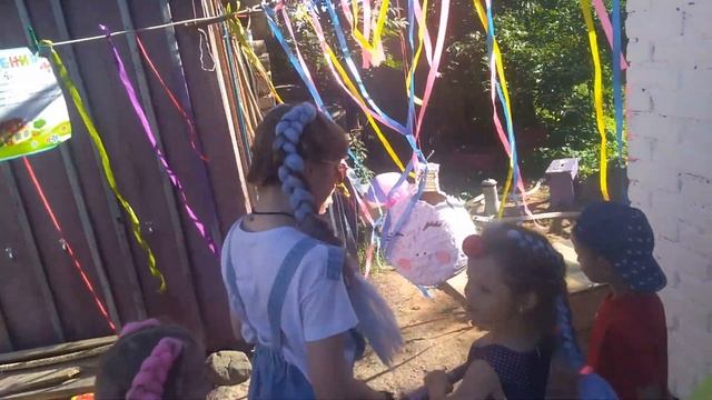 ПИНЬЯТА. КАК РАЗБИТЬ ПИНЬЯТУ. The PIÑATA. HOW TO BREAK A PINATA. Piniata. JAK ZŁAMAĆ PIGNATĘ смотреть онлайн