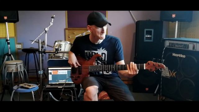 "Vitali" - Handmade 5 String Bass by AdiKteD - Finger Play - Played by Or Lubianiker (2020) смотреть онлайн