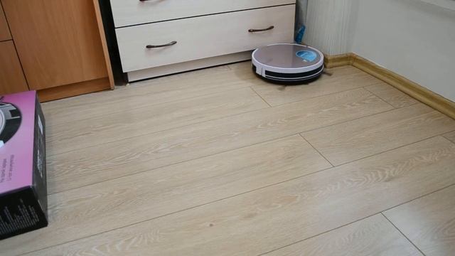 Робот-пылесос Polaris PVCR 0826 смотреть онлайн