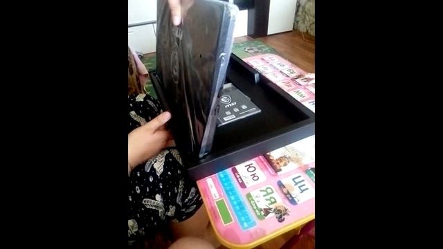 Получение и распаковка подаренного ноутбука смотреть онлайн