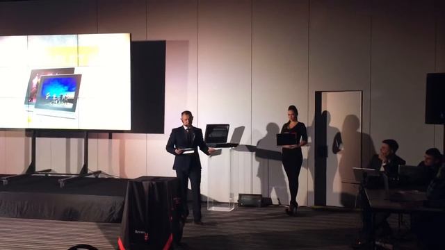 Презентация планшетов Lenovo Yoga Tablet 2 - тестовое видео iPhone 6 смотреть онлайн