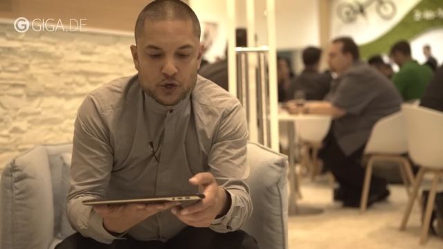 Acer Swift 7: Dünnstes Notebook der Welt im Hands-On - IFA 2016 - GIGA.DE смотреть онлайн