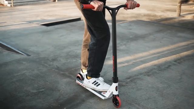 SKIP Goat (2023) красно-белый / SKIP