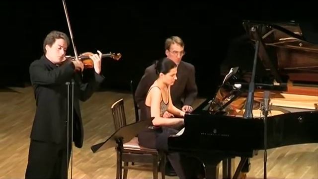 Debussy Sonata 1 - Kristof Barati & Szilvia Miko смотреть онлайн